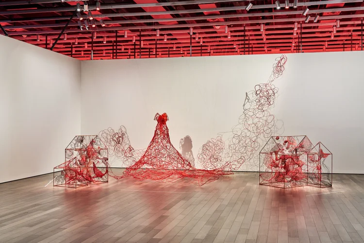 塩田千春　SHIOTA CHIHARU  Hatje cantz CHIHARU SHIOTA–塩田千春